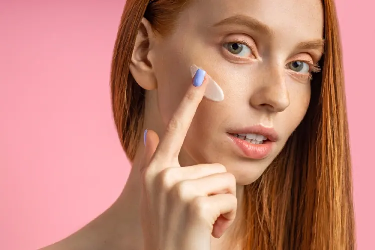 پرایمر چیست و چه کاربردی دارد؟ ( رنگ‌های مختلف پرایمر صورت برای چیست؟ )