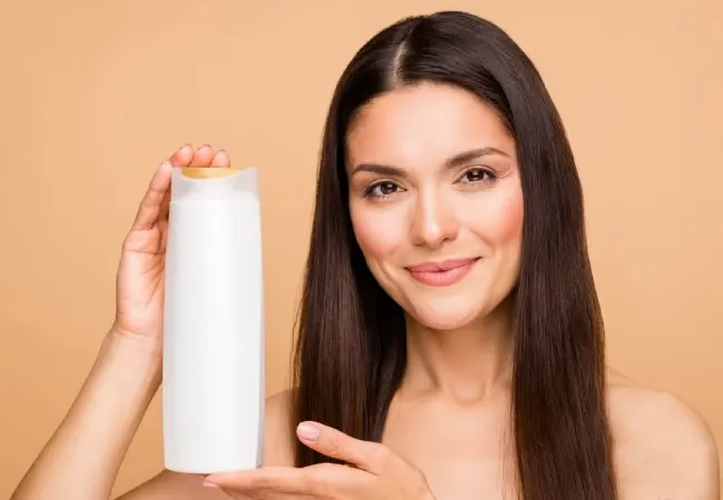 معرفی بهترین شامپو برای موهای چرب ( لیست بهترین شامپو موهای چرب + نازک+ کم پشت )
