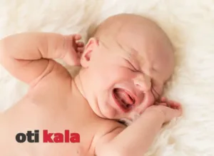 نوزادی در حال گریه کردن
