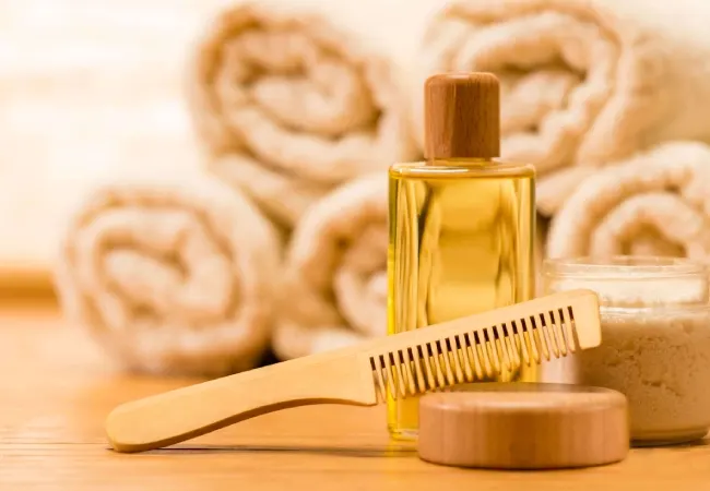 بررسی بهترین روغن برای موهای خشک و وز + معرفی محصولات