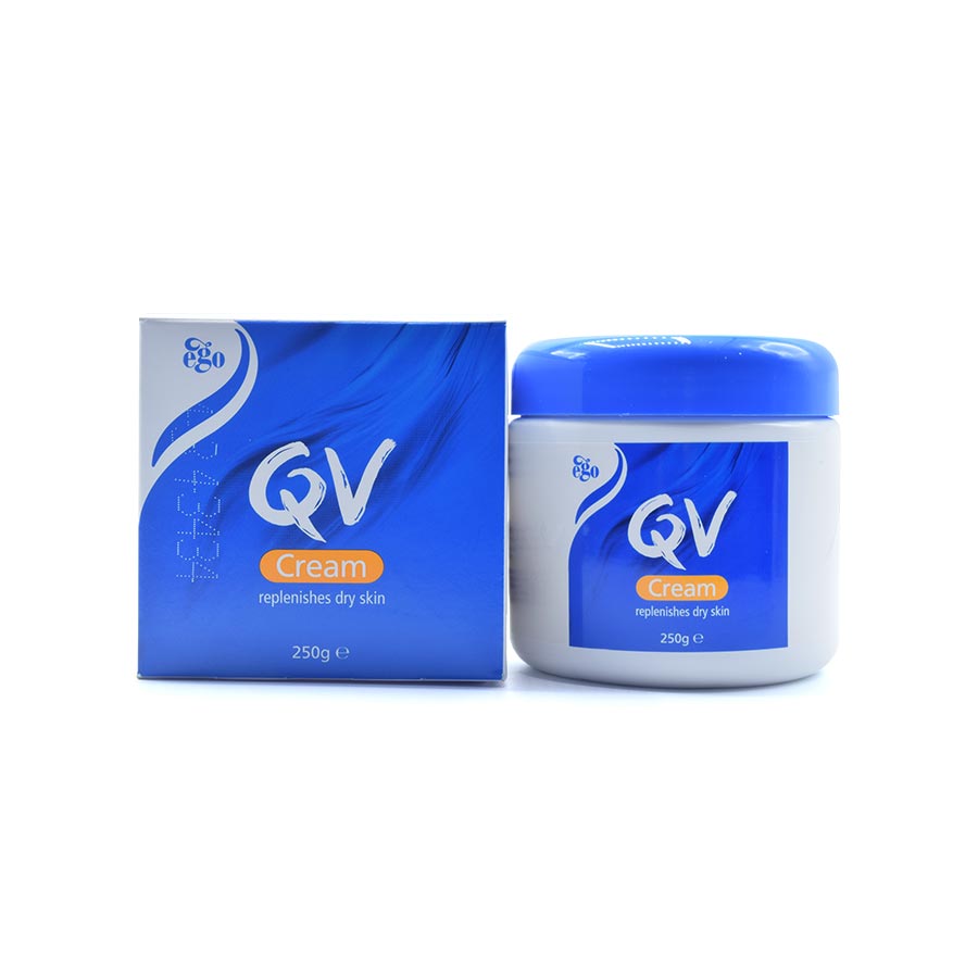 کرم مرطوب کننده کاسه ای کیووی ایگو مناسب پوست های خشک، خیلی خشک و حساس 250 گرم 39 کرم مرطوب کننده کاسه ای کیووی ایگو مناسب پوست های خشک، خیلی خشک و حساس 250 گرم
