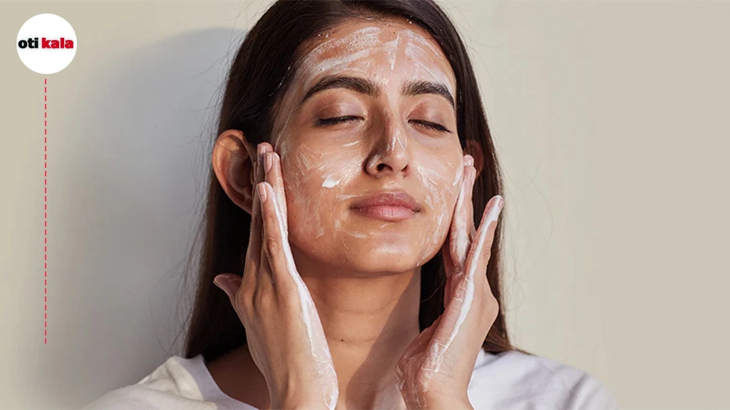 چگونه ضد آفتاب را پاک کنیم؟